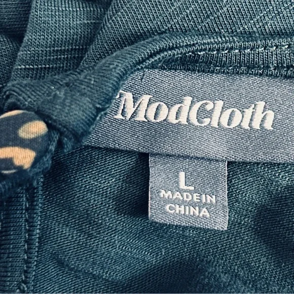 Modcloth DINOSAUR Top - Picture 8 of 9